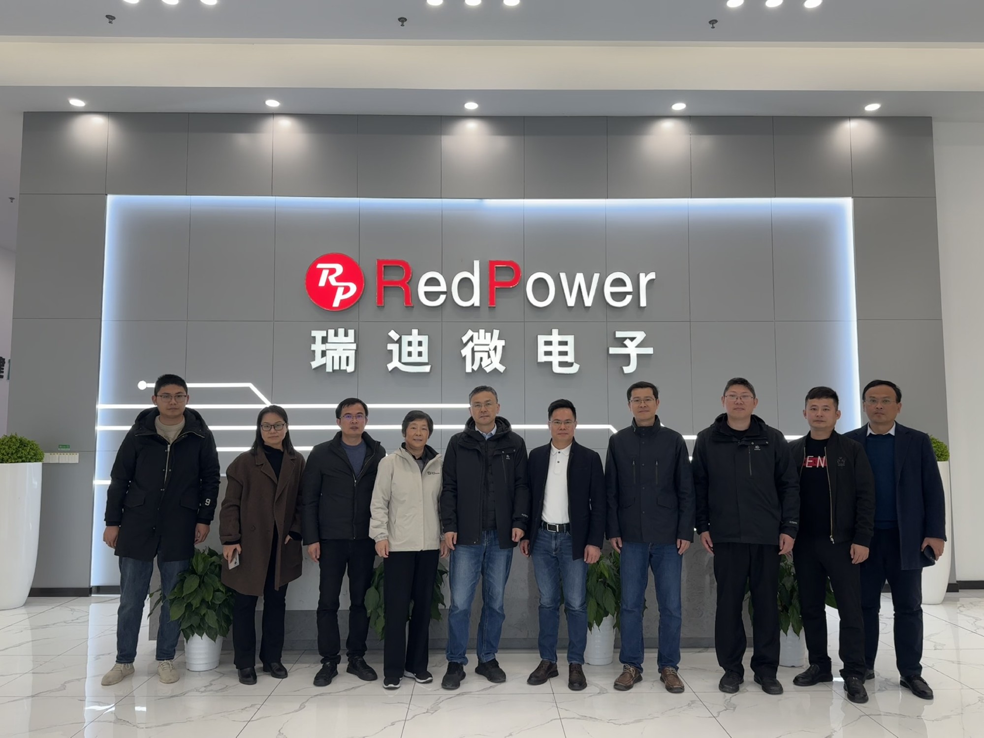 b6f6228117b6975367b0a8aefbdec12